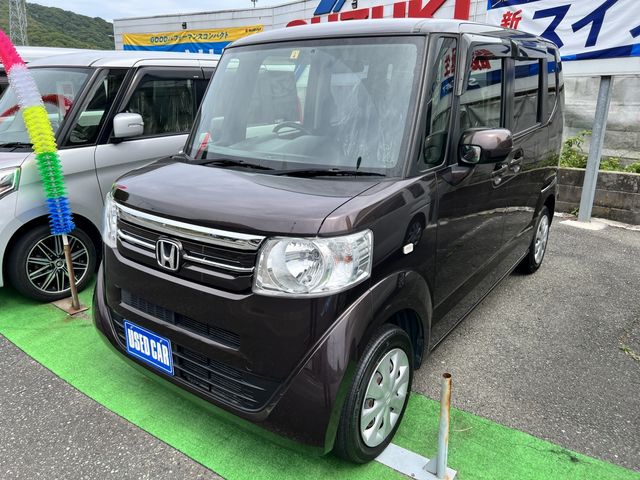 HONDA N BOX 2017