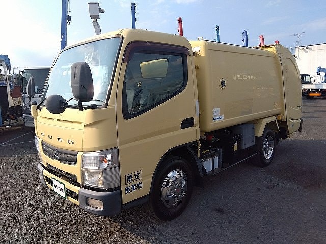 Mitsubishi CANTER 2013