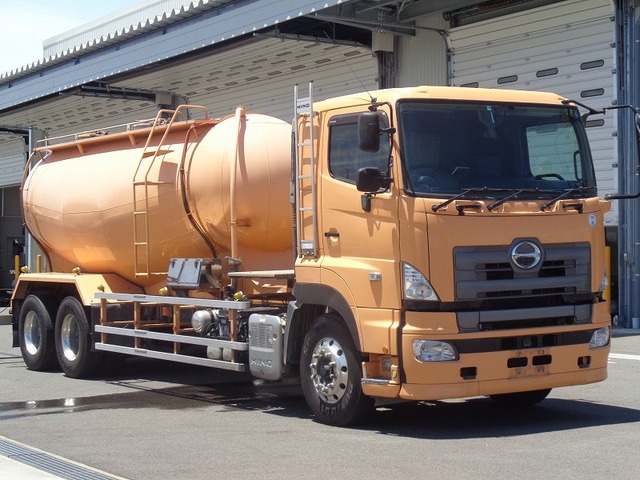 Hino PROFIA 2013