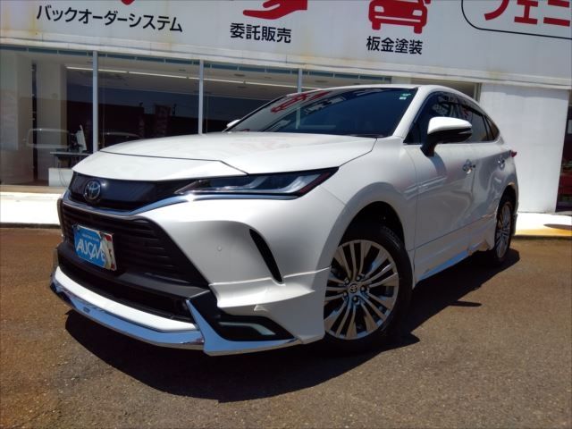 TOYOTA HARRIER 4WD 2022