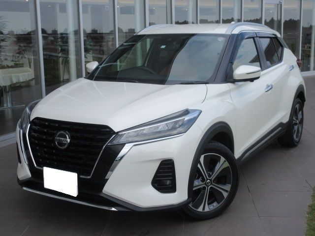 NISSAN KICKS 2020