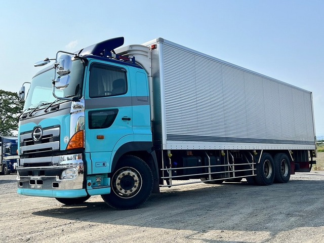 Hino PROFIA 2016