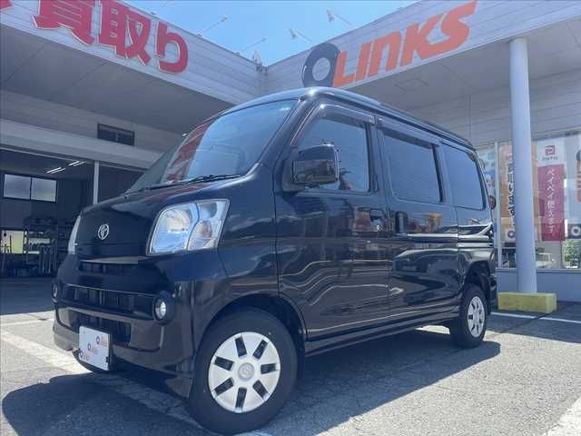 TOYOTA PIXIS van 4WD 2013