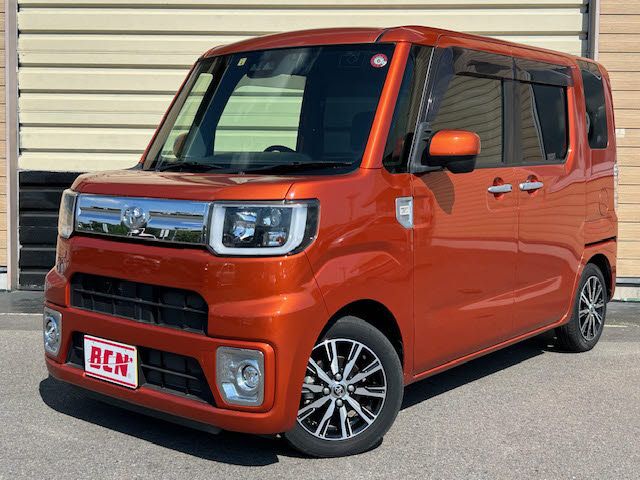 TOYOTA PIXIS MEGA 2020