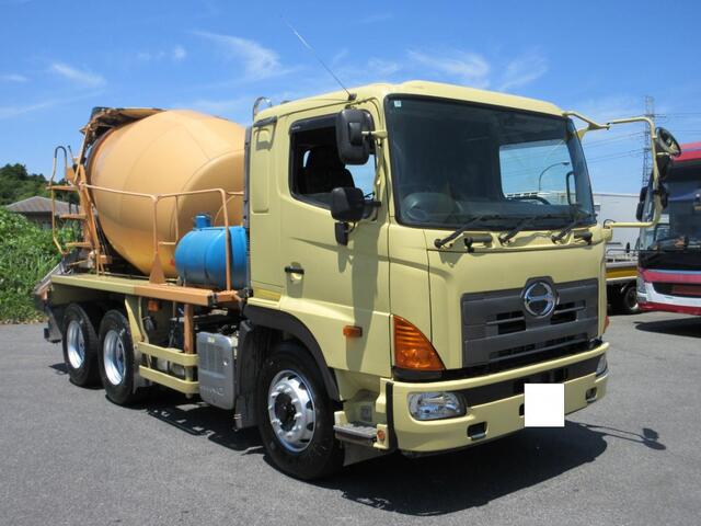 Hino PROFIA 2013