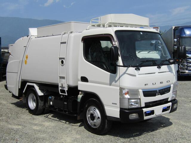 Mitsubishi CANTER 2017