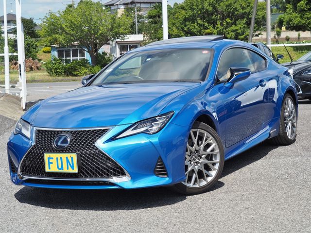 TOYOTA LEXUS RC300h 2019