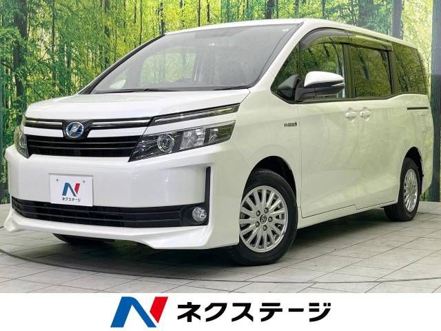 TOYOTA VOXY HYBRID 2015