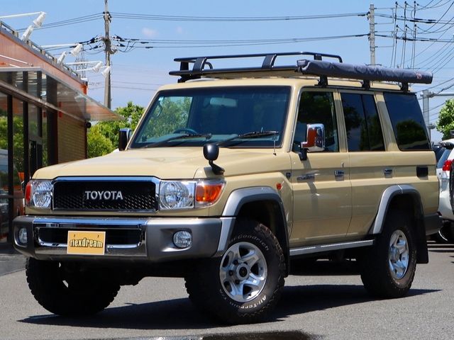 TOYOTA LANDCRUISER van 2014