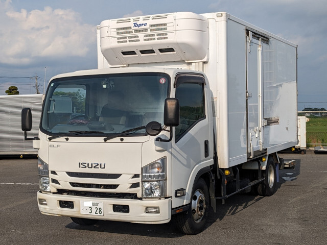 Isuzu ELF 2019