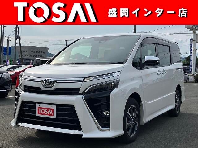 TOYOTA VOXY 4WD 2019