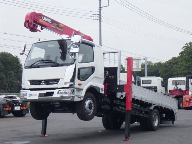 Mitsubishi FIGHTER 2024