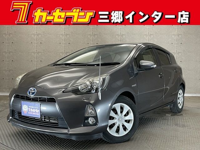 TOYOTA AQUA 2012