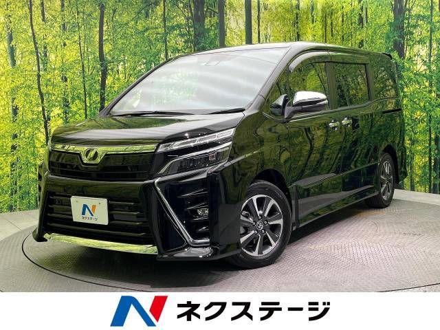 TOYOTA VOXY 2020