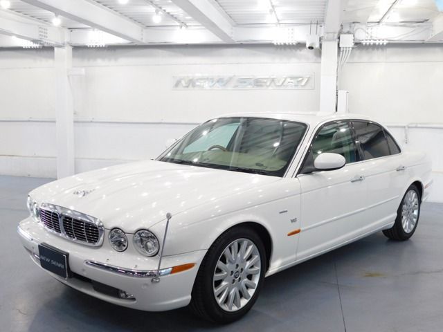 JAGUAR XJseries sedan 2004