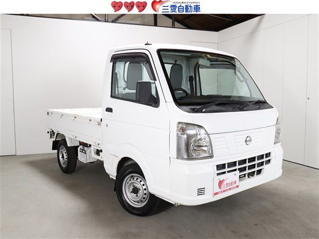 NISSAN NT100 CLIPPER 4WD 2014