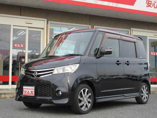 NISSAN ROOX 2011