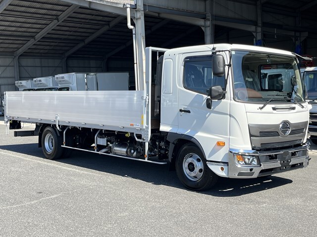 Hino RANGER 2023