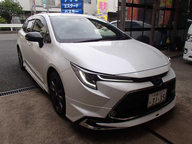 TOYOTA COROLLA TOURING HYBRID 2021