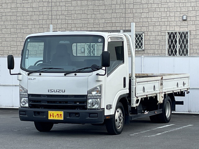 Isuzu ELF 2012