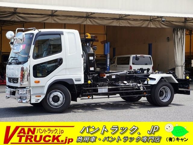 MITSUBISHI FUSO FIGHTER 2024