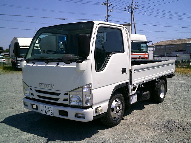 Isuzu ELF 2014