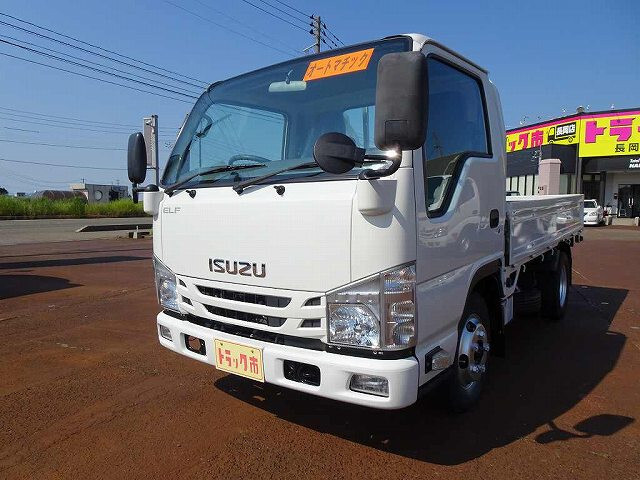 Isuzu ELF 2015