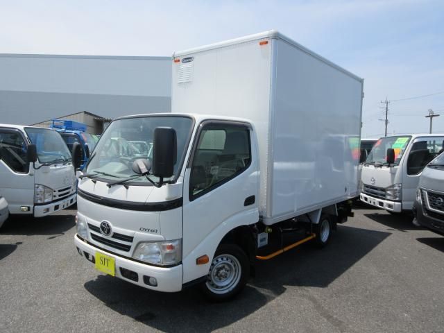 TOYOTA DYNA 2015