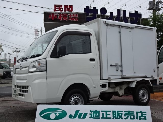 DAIHATSU HIJET truck 2015