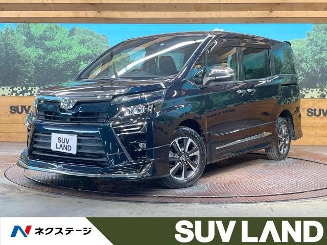 TOYOTA VOXY 4WD 2017