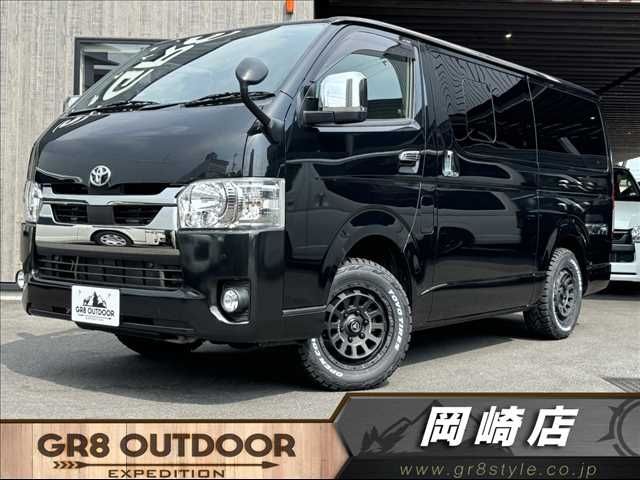 TOYOTA HIACE van 4WD 2020