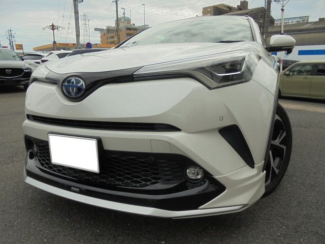 TOYOTA C-HR 2018