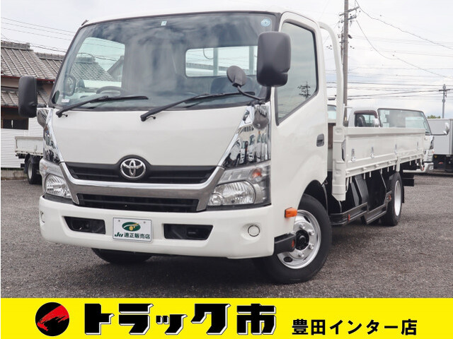 Toyota DYNA 2015