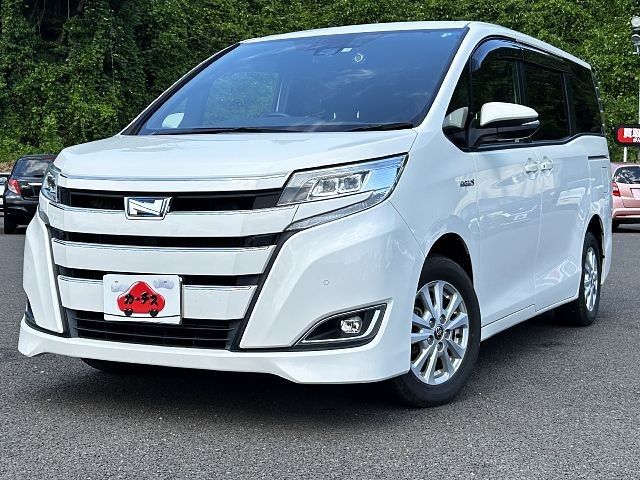 TOYOTA NOAH HYBRID 2019