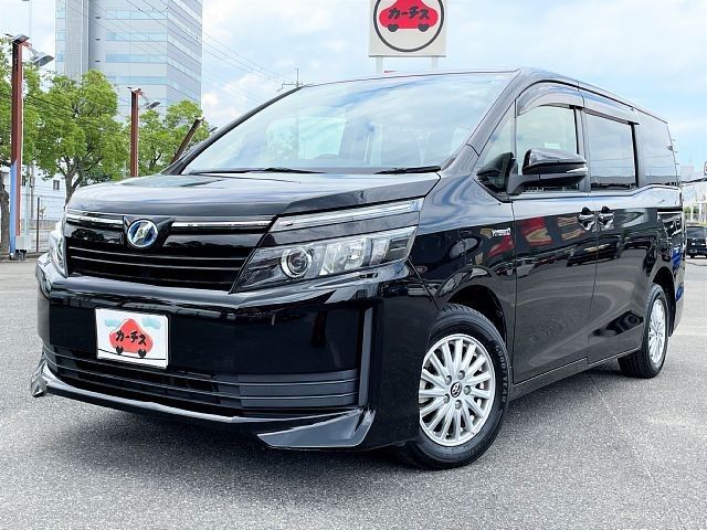 TOYOTA VOXY HYBRID 2014