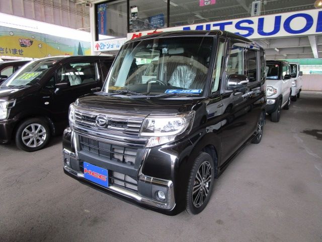 DAIHATSU TANTO CUSTOM 4WD 2017