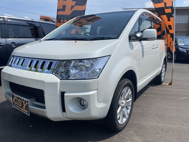 MITSUBISHI DELICA D:5 4WD 2019