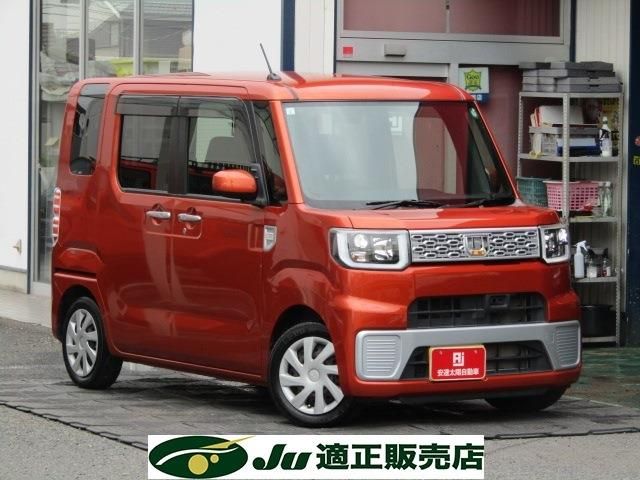 DAIHATSU WAKE 2015