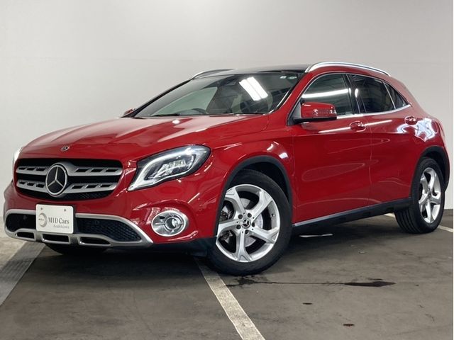 MERCEDES-BENZ GLA class 2018