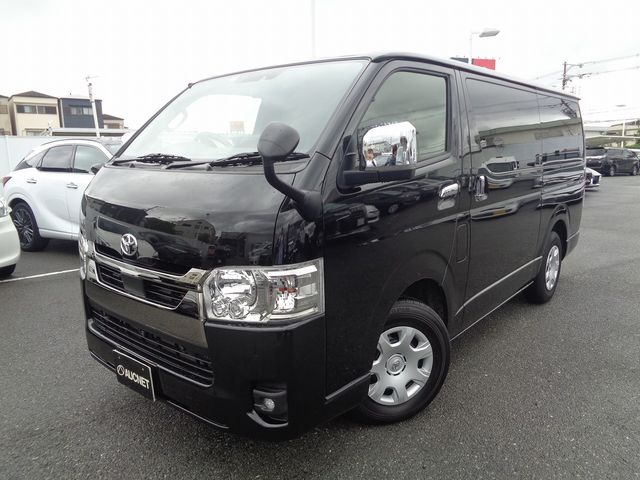 TOYOTA HIACE van 2WD 2023