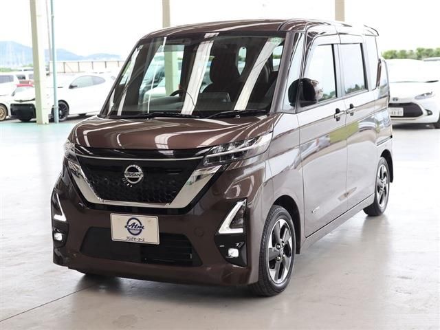 NISSAN ROOX 2021