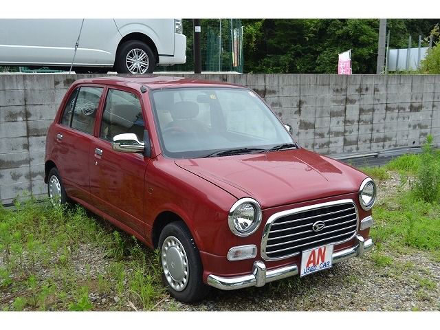 DAIHATSU MIRA GINO 2002