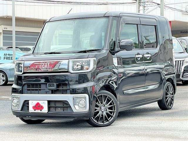 DAIHATSU WAKE 2016