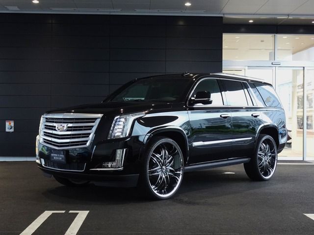 CADILLAC ESCALADE 2015