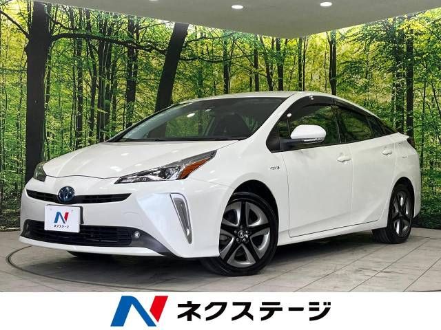 TOYOTA PRIUS 4WD 2019