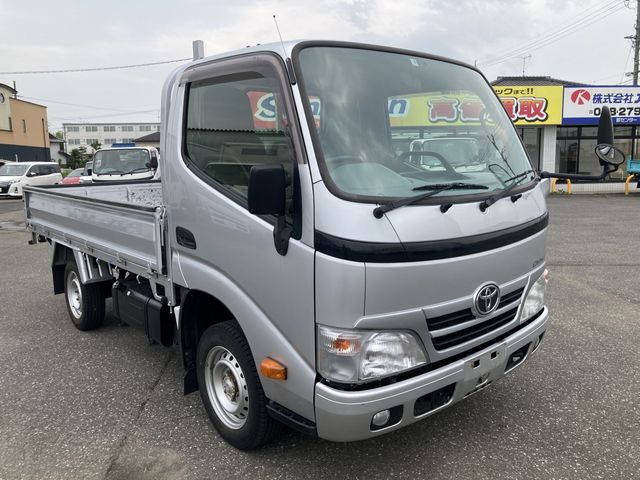 TOYOTA DYNA 2016