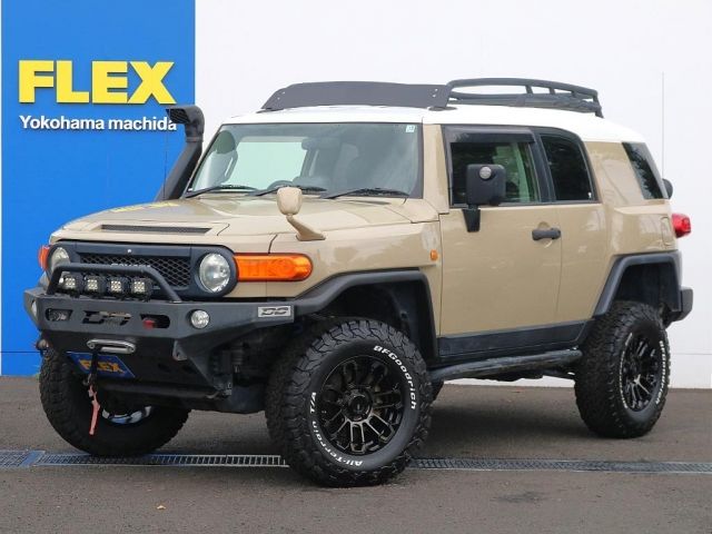 TOYOTA FJ CRUISER 4WD 2011