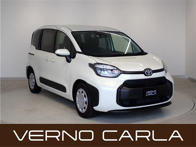 TOYOTA SIENTA 2022