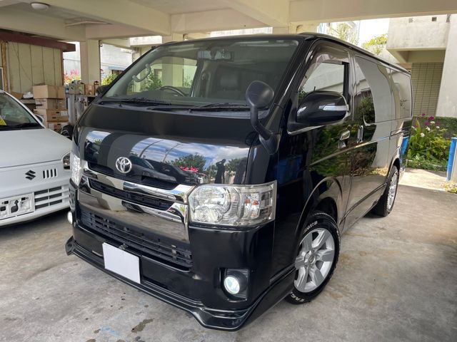 TOYOTA HIACE van 2WD 2017