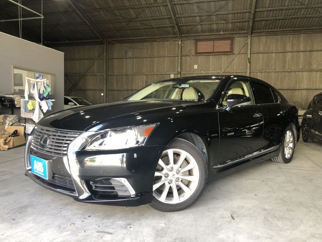 TOYOTA LEXUS LS460 2016